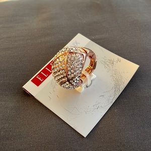 NWT Elle rose gold tone and rhinestone ring.